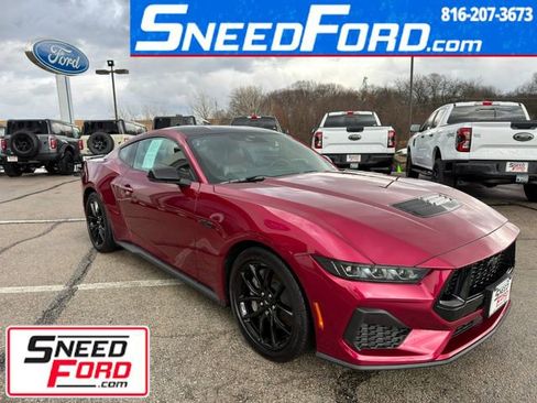 Used 2025 Ford Mustang GT Premium image 1