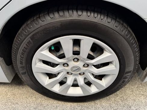 Used 2017 Nissan Altima 2.5 S w/ Power Driver Seat Package FWD image 26