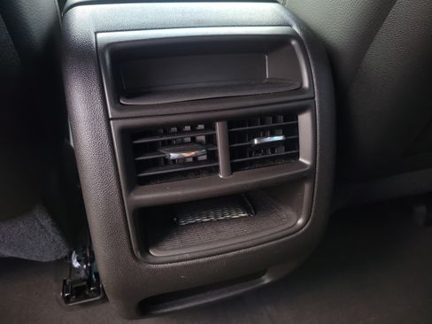 Certified 2024 Cadillac XT5 Luxury w/ LPO, Floor Liner Package FWD image 15