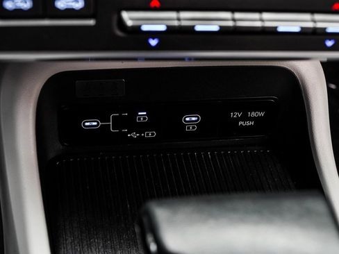 Used 2025 Hyundai Kona SEL image 22