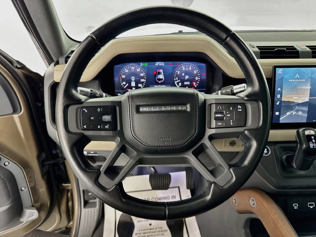 Certified 2022 Land Rover Defender 110 X-Dynamic HSE AWD/4WD image 10