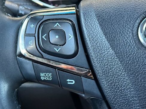 Used 2016 Toyota Avalon Limited w/ Toyota Safety Sense Package FWD image 25