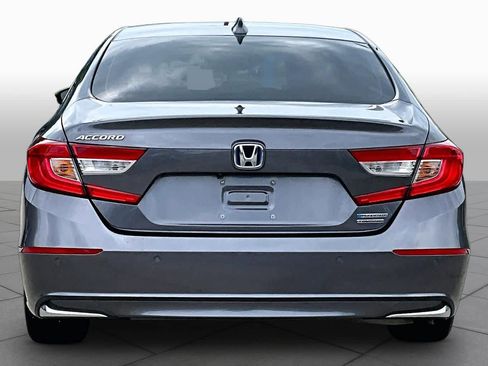 Used 2022 Honda Accord Touring image 5