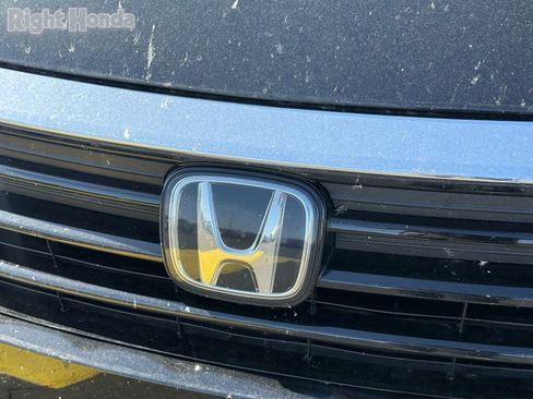 Used 2023 Honda Odyssey Touring image 8