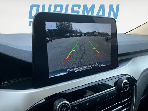 Used 2020 Ford Escape SE Sport image 21