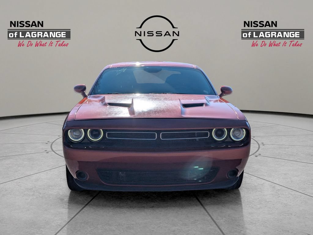 Used 2021 Dodge Challenger SXT RWD image 2