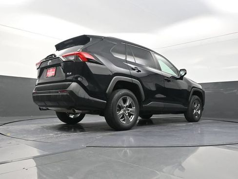 Used 2024 Toyota RAV4 XLE FWD image 36