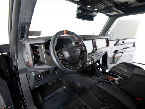 Used 2025 Ford Bronco Raptor AWD/4WD image 14