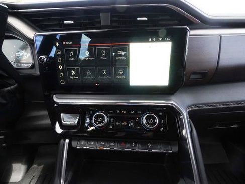 Used 2024 GMC Sierra 2500 Denali Ultimate image 19