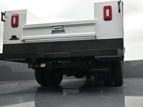 New 2026 RAM 3500 Tradesman AWD/4WD image 22