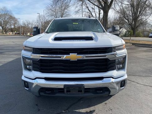 Used 2025 Chevrolet Silverado 2500 LT w/ Convenience Package AWD/4WD image 7