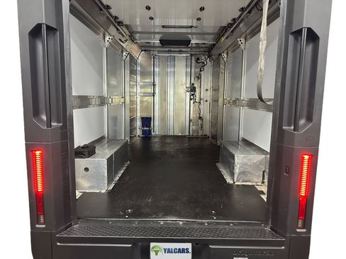 Used 2025 Chevrolet Brightdrop 600 FWD image 21