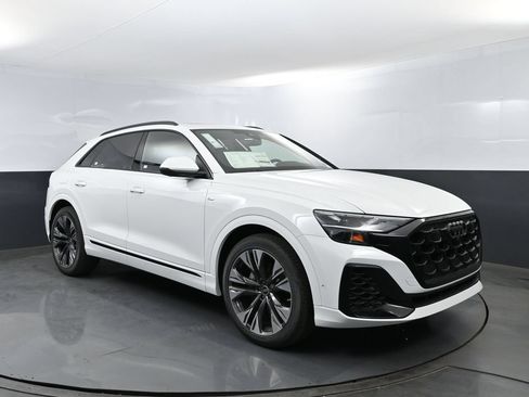 New 2026 Audi Q8 Premium Plus AWD/4WD image 3