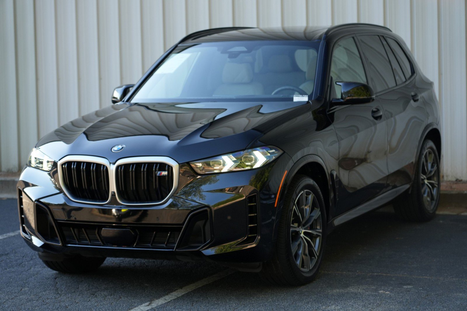 Used 2025 BMW X5 M60i w/ Climate Comfort Package AWD/4WD image 55
