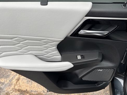 New 2026 Mitsubishi Outlander SEL AWD/4WD image 39