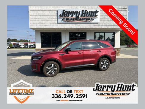 Used 2023 Kia Sorento S FWD image 1