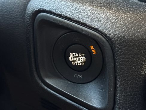 Used 2025 Jeep Wrangler Unlimited Sport AWD/4WD image 23