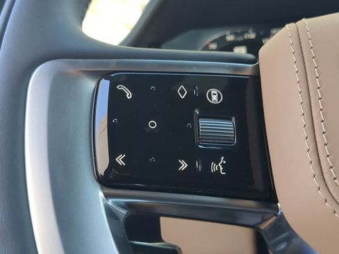 New 2026 Land Rover Range Rover SE image 26