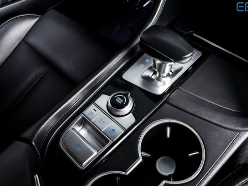 Used 2021 Genesis G70 2.0T image 28