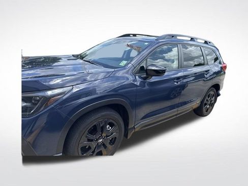 Used 2024 Subaru Ascent Onyx Edition AWD/4WD image 3