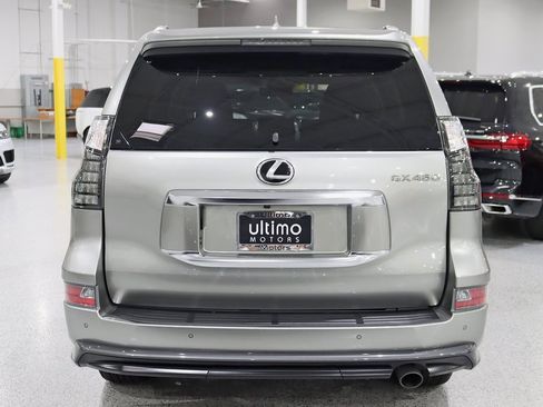 Used 2023 Lexus GX 460 Premium w/ Accessory Package image 13