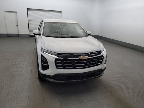 Used 2025 Chevrolet Equinox LT FWD image 14