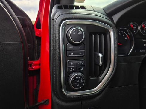 Used 2020 Chevrolet Silverado 1500 RST w/ All-Star Edition image 16