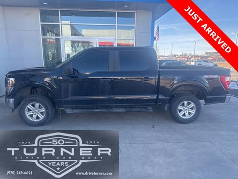 Used 2021 Ford F150 XL w/ Trailer Tow Package image 4