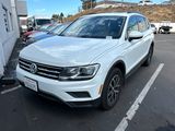 Used 2021 Volkswagen Tiguan SE w/ Panoramic Sunroof Package image 2