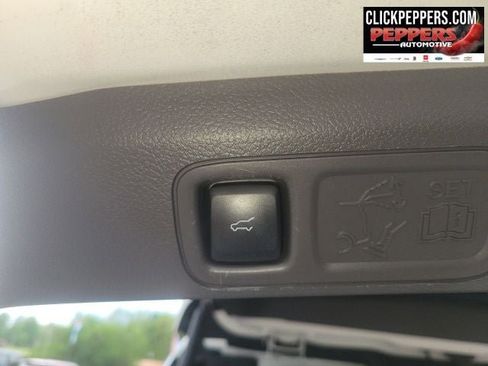 Used 2021 Ford Expedition XLT AWD/4WD image 12