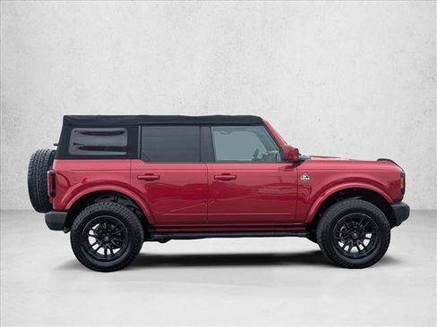 Used 2021 Ford Bronco Outer Banks image 4