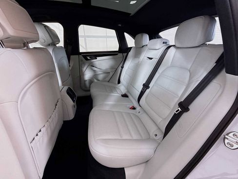 New 2026 Porsche Macan S AWD/4WD image 17