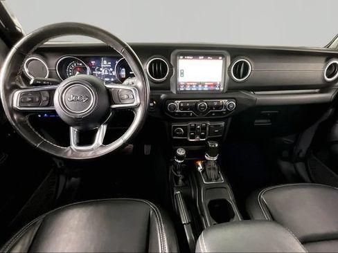 Used 2023 Jeep Wrangler Unlimited Sahara w/ Cold Weather Group AWD/4WD image 7