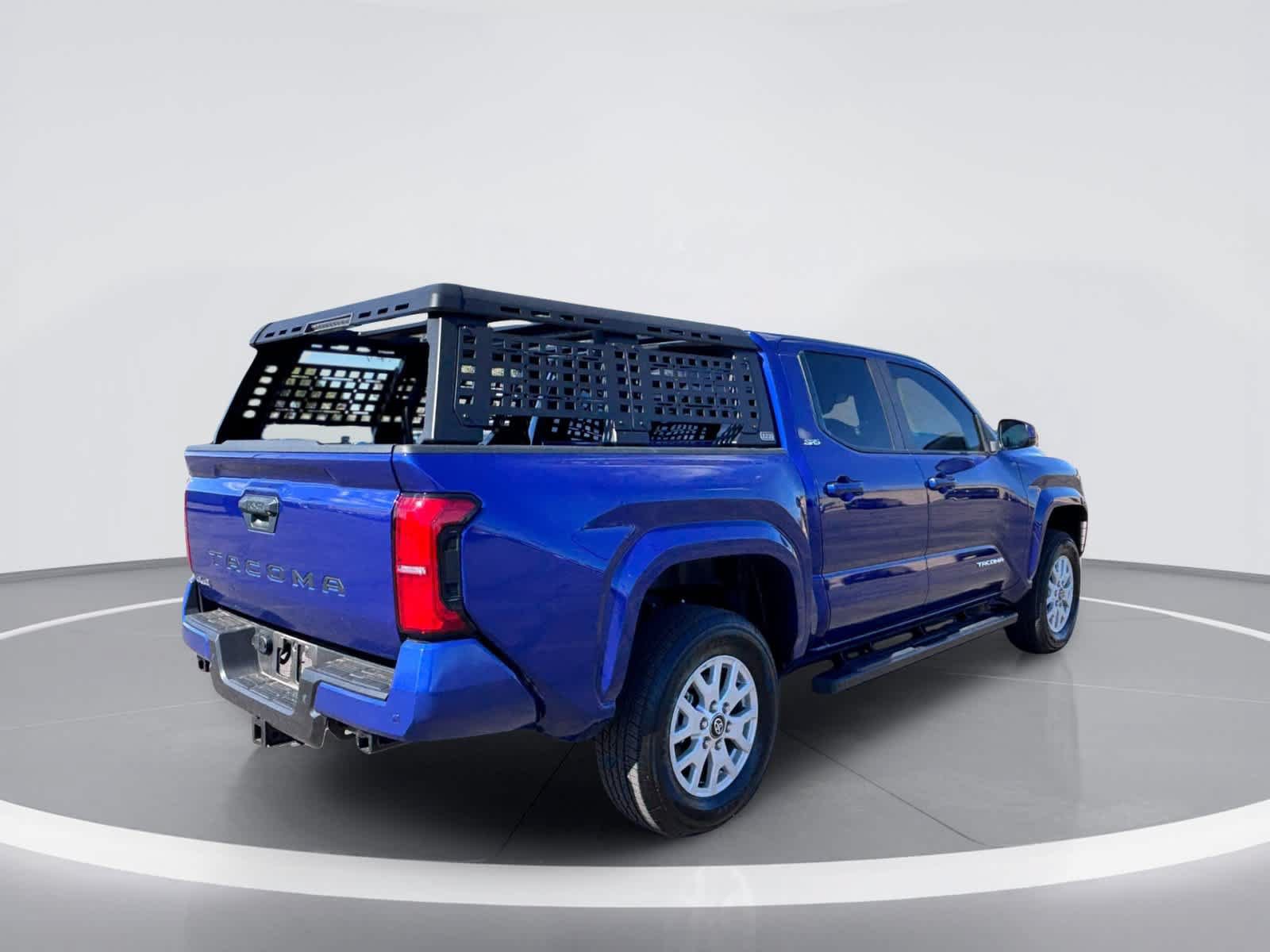 Used 2025 Toyota Tacoma SR5 AWD/4WD image 6