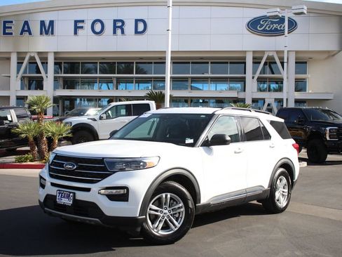 Certified 2023 Ford Explorer XLT w/ Equipment Group 202A RWD image 2