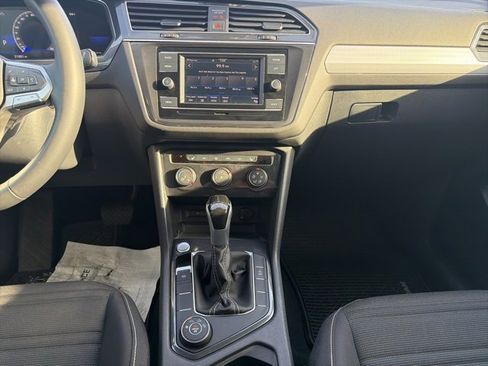Used 2024 Volkswagen Tiguan S image 17