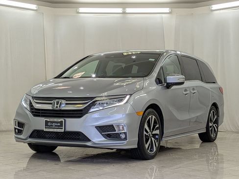 Used 2018 Honda Odyssey Elite image 4