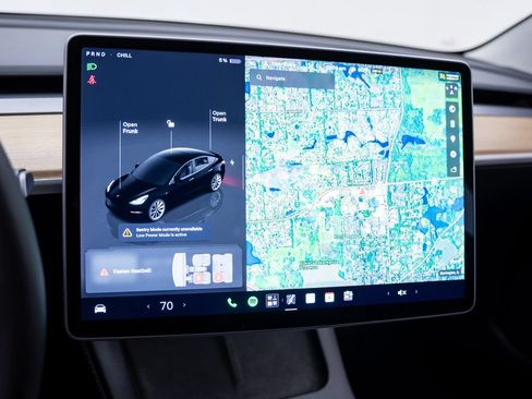 Used 2022 Tesla Model 3 Long Range AWD/4WD image 27