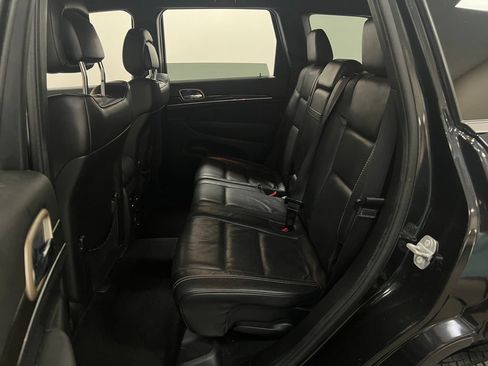 Used 2015 Jeep Grand Cherokee Overland RWD image 25