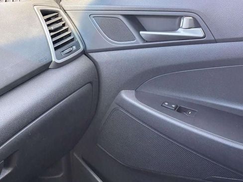 Used 2018 Hyundai Tucson SEL image 27