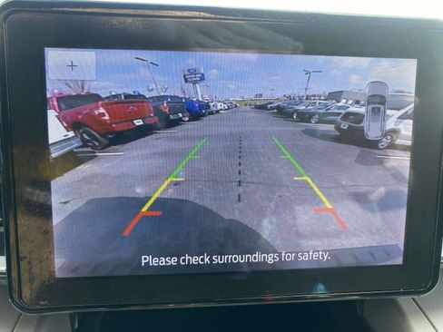 Used 2023 Ford Explorer XLT w/ Equipment Group 202A image 26