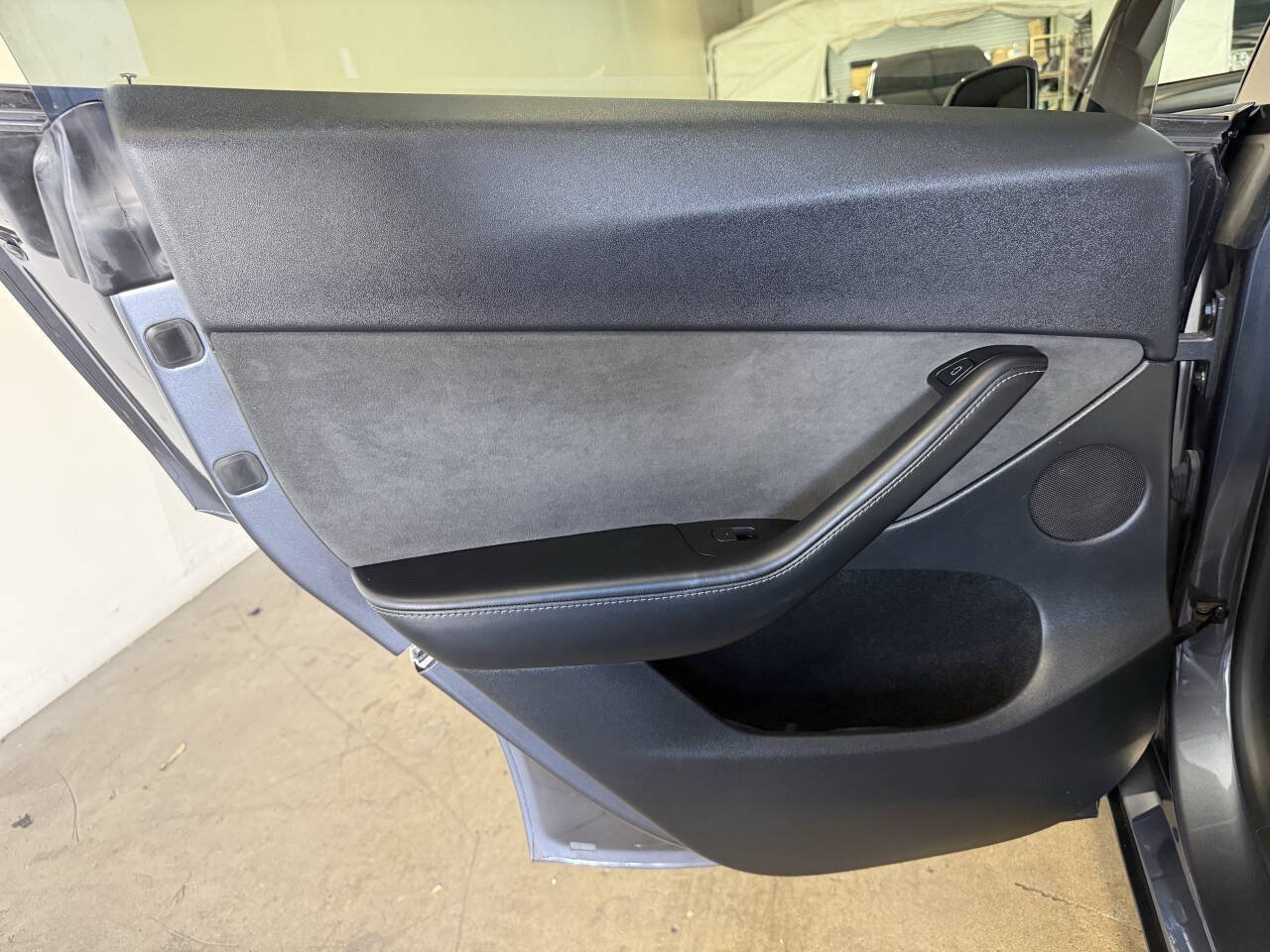 Used 2023 Tesla Model Y Performance AWD/4WD image 22