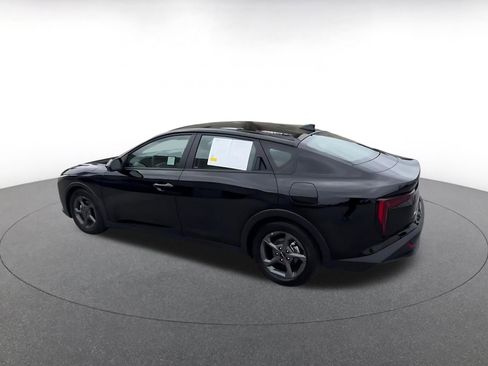 Used 2025 Kia K4 FWD image 10
