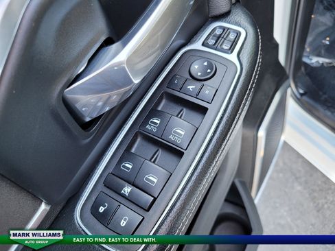 Used 2023 RAM 3500 Laramie image 28