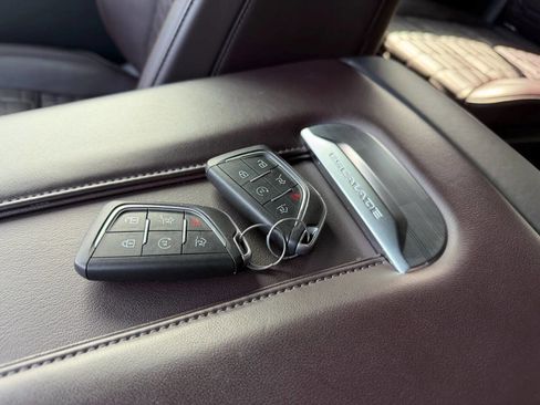 Used 2022 Cadillac Escalade Premium Luxury Platinum w/ LPO, Floor Liner Package image 36