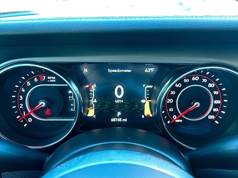 Used 2022 Jeep Gladiator Rubicon w/ LED Lighting Group image 26