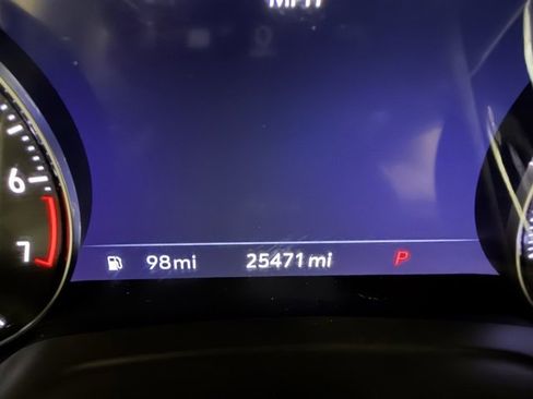 Used 2023 Buick Envision Avenir image 36