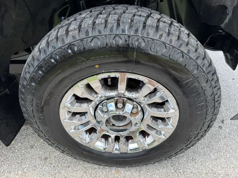 Used 2020 Ford F250 XLT w/ XLT Premium Package AWD/4WD image 8