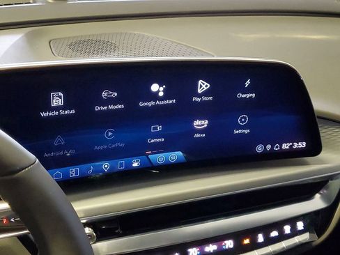 New 2025 Cadillac Lyriq Sport image 23