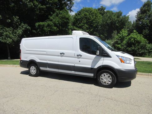 Used 2017 Ford Transit 250 148 Low Roof w/ Interior Upgrade Package RWD image 5